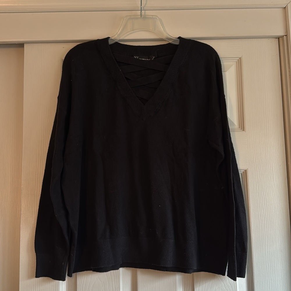 NY&C Black Cropped Sweater